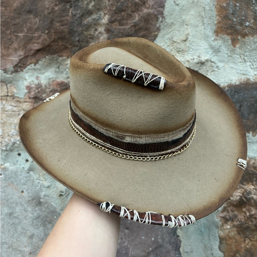 SOLD READ DESCRIPTION BELOW 
New Stetson Stallion felt hat Sz 7 1/2 - Picture 2 of 5